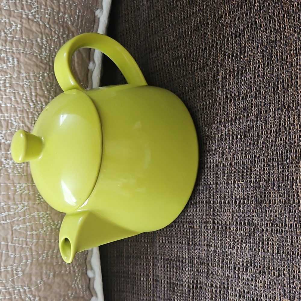 FORLIFE Limegreen Ceramic Teapot